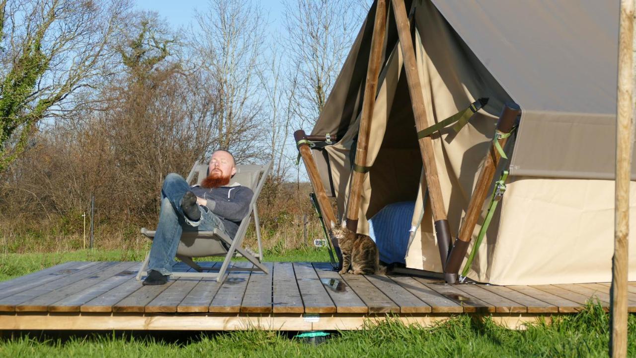 Camping A La Ferme - Hebergements Insolites Cerisy-la-Foret 外观 照片