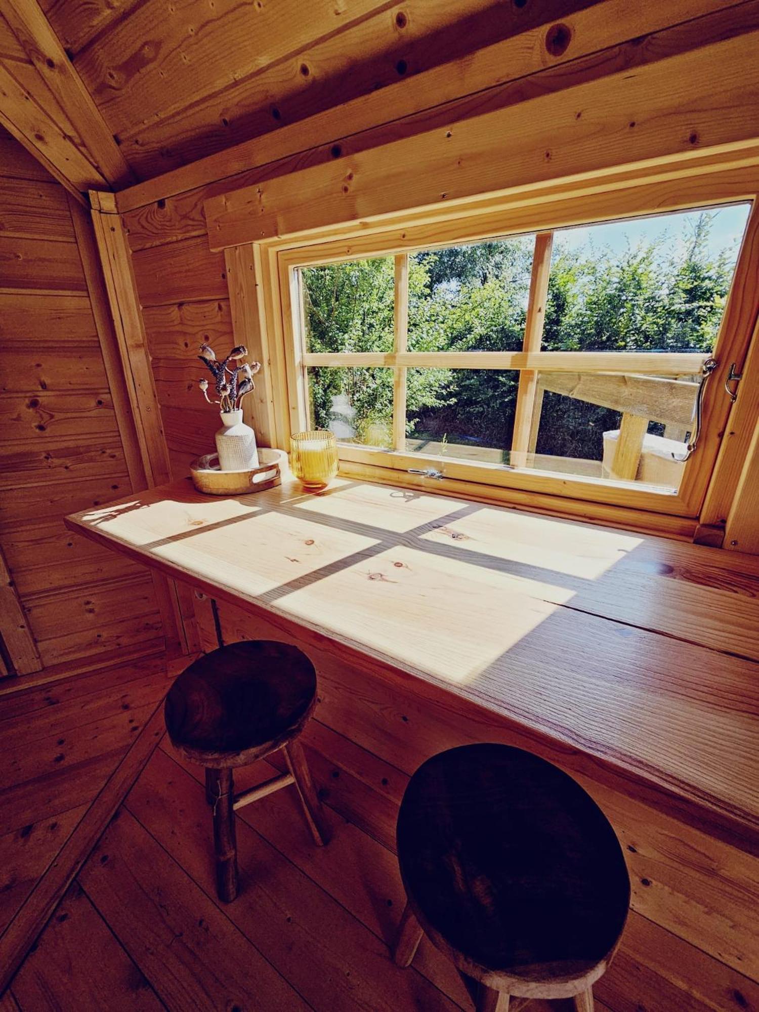 Camping A La Ferme - Hebergements Insolites Cerisy-la-Foret 外观 照片