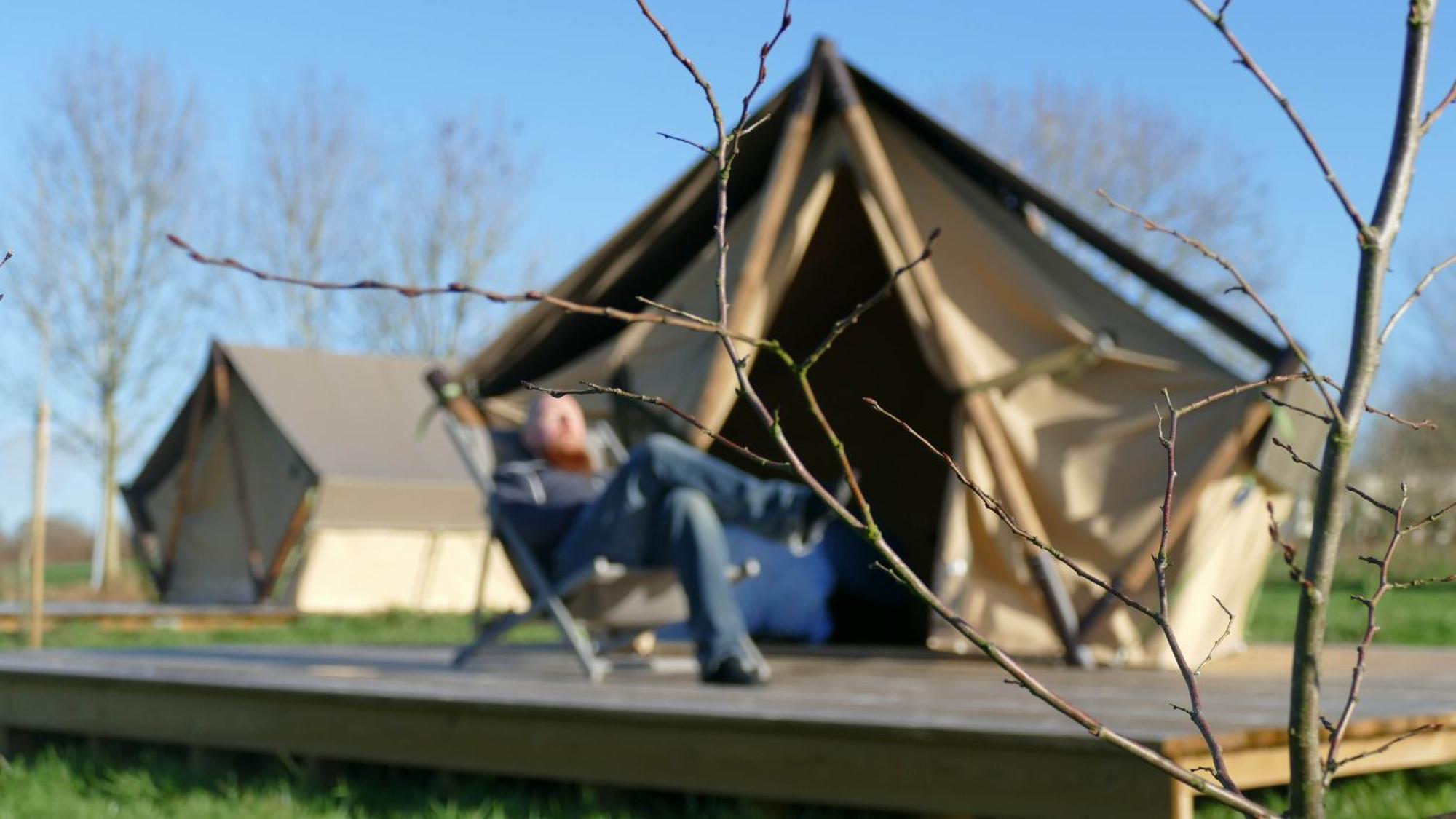 Camping A La Ferme - Hebergements Insolites Cerisy-la-Foret 外观 照片